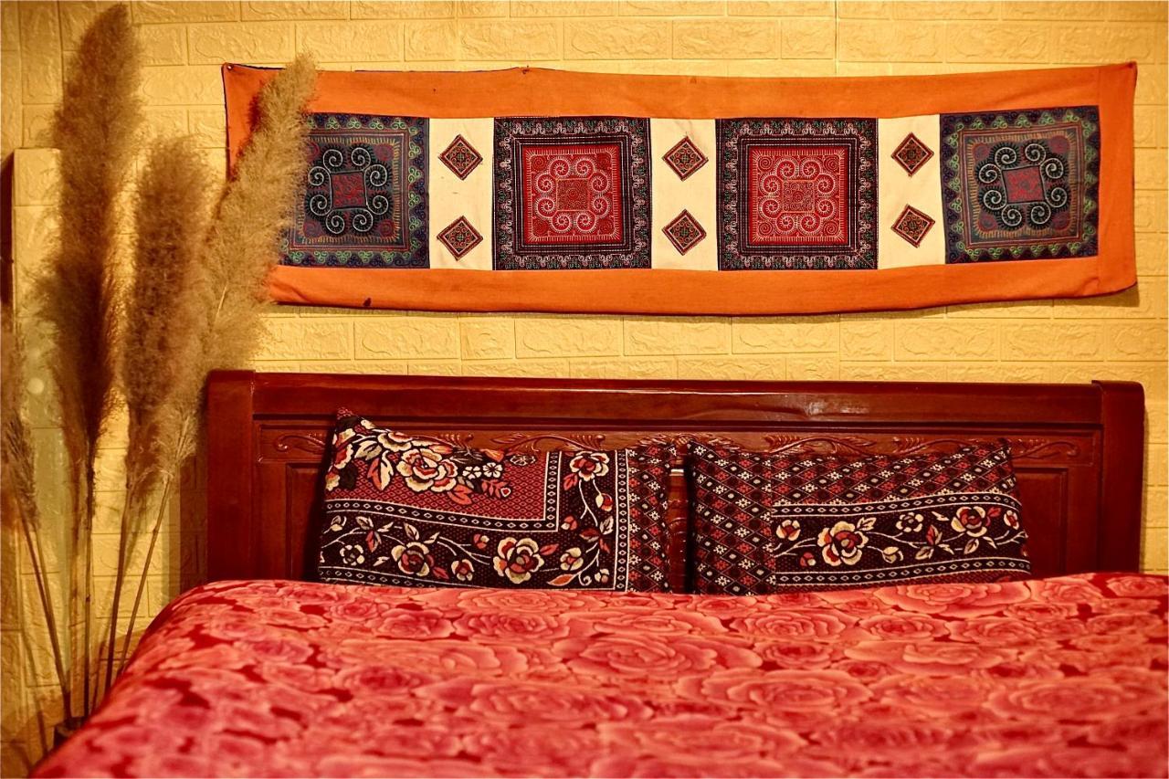 Long Co Tran - Homestay&Tea Ceremony Loung Co ภายนอก รูปภาพ